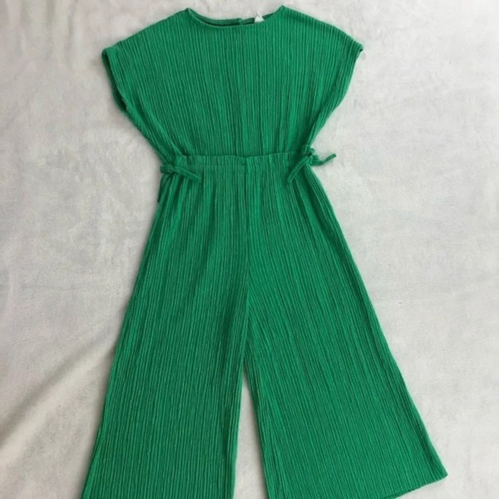 Zara girl green jumpsuit